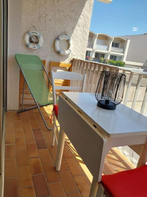 Au Calme A 2Min Mer Parking Balcon Wifi Clim! 식스포즈레스플라지스 외부 사진
